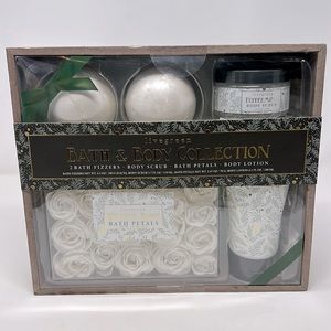 Live Green Set of 4 Bath Fizzers Body Lotion Body Scrub Bath Petals Bath Spa Set